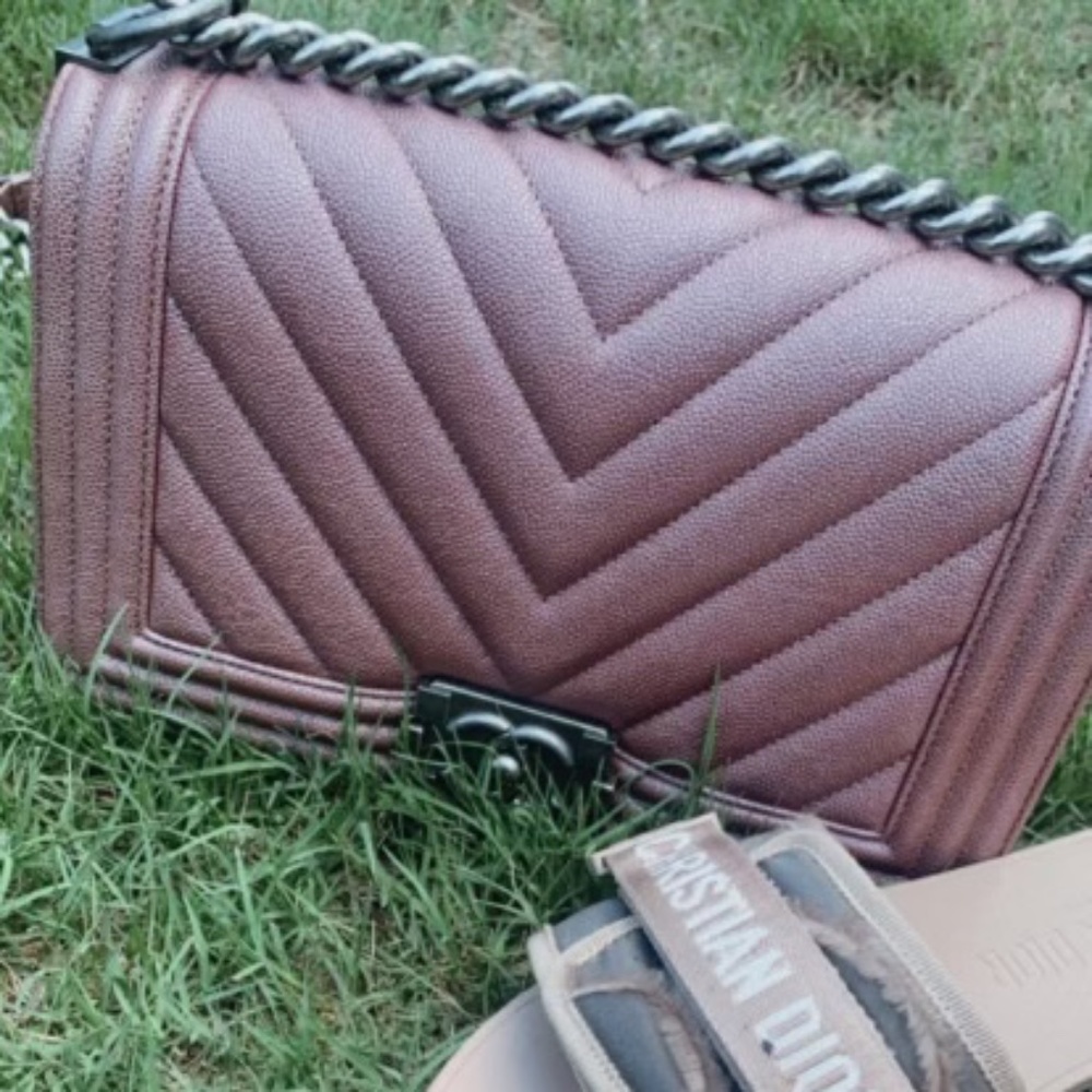 Chanel Boy Bag (Mauve Color)